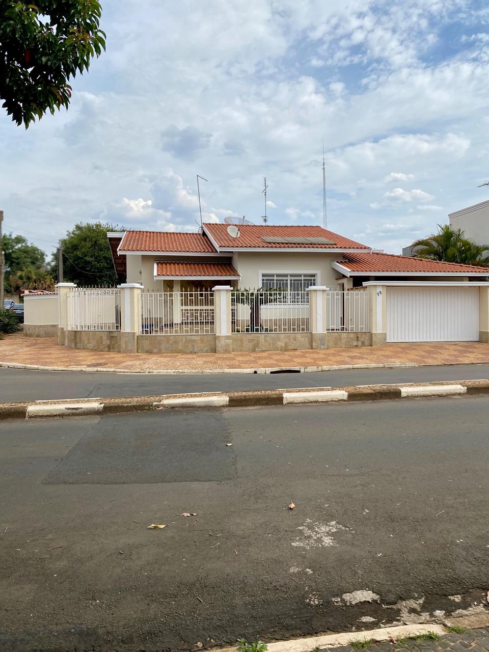 Casa no Jardim de Itapoan — foto 1